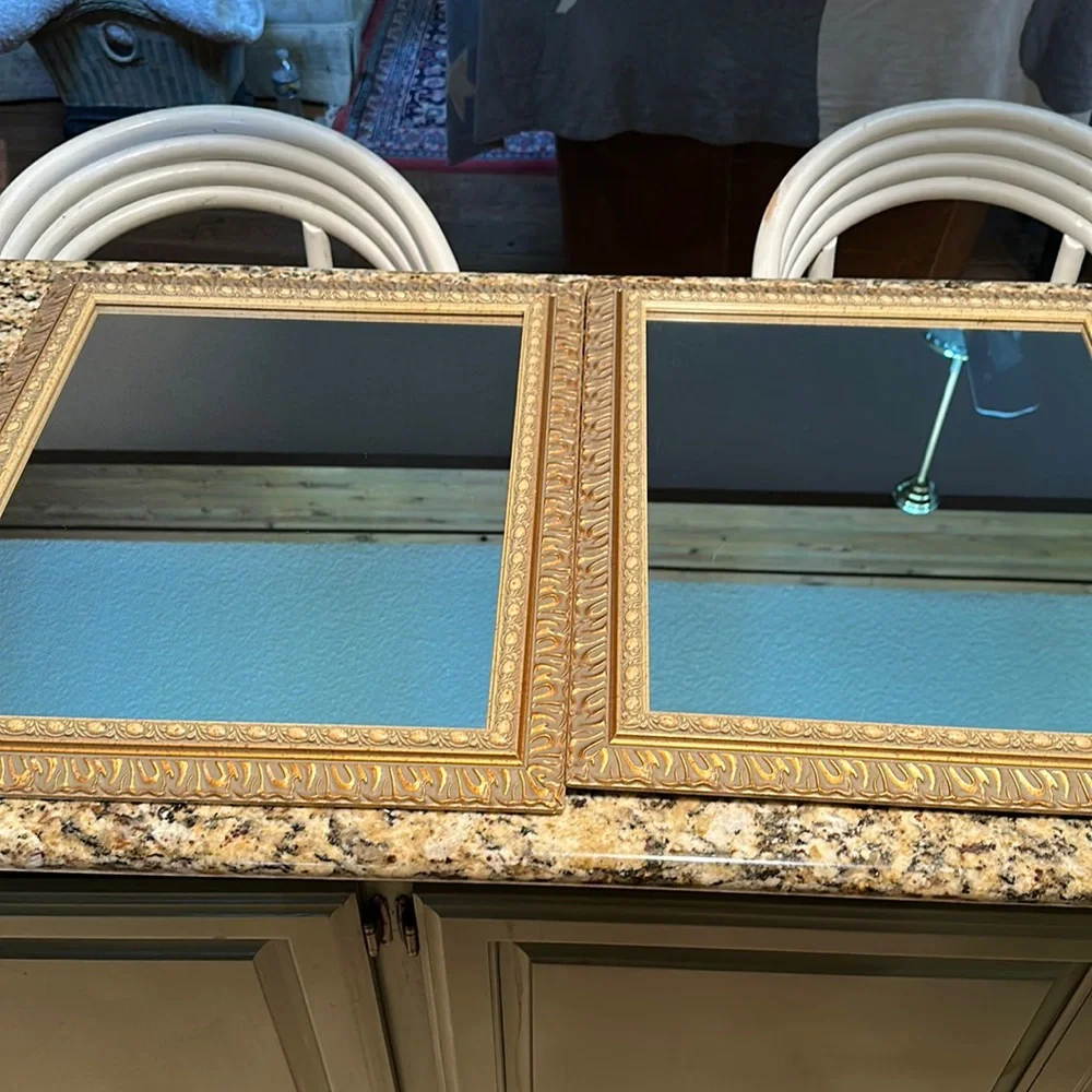 2 mirrors